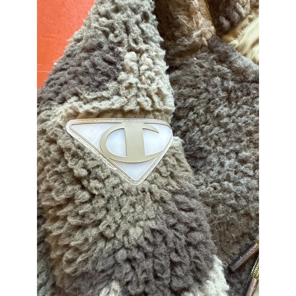 Champion Fleece Camo Print Sherpa Hooded Jacket Womens XS NWT Cozy - Picture 8 of 8